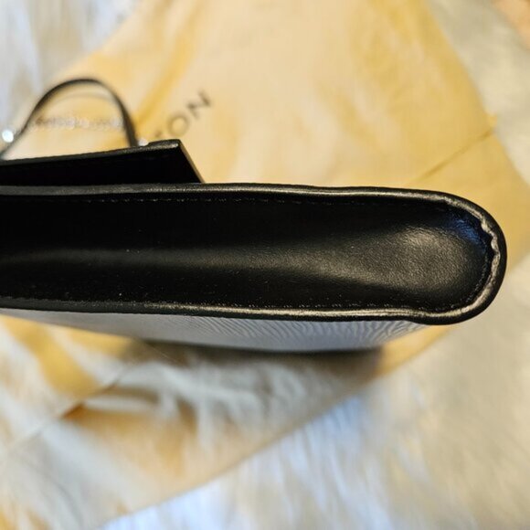 SOLD Louis Vuitton Arsch in black epi leather 2 way authenticated - Picture 2 of 16